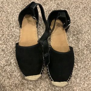 paminna flat sandals